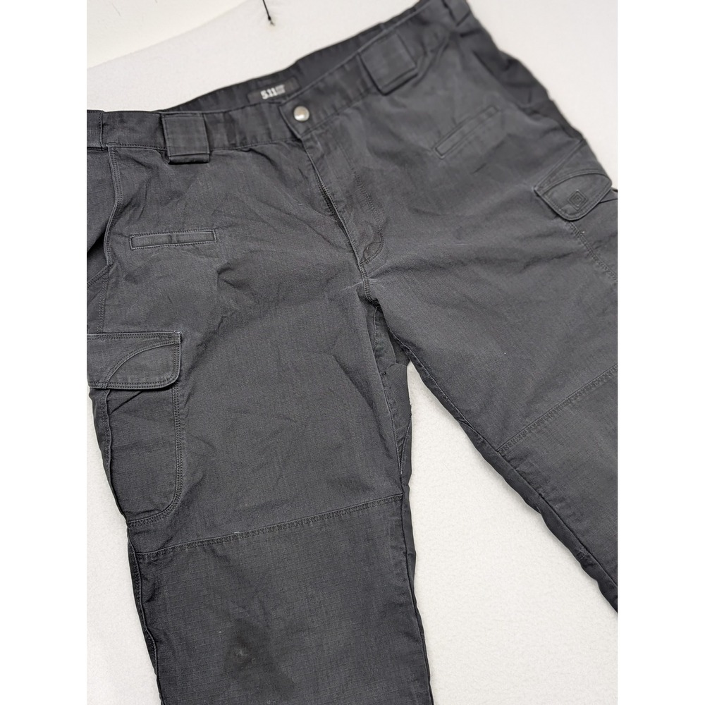 5.11 Tactical Stryke Cargo Pants Mens 40x32 Black Ripstop Duty Trousers 74369ABR